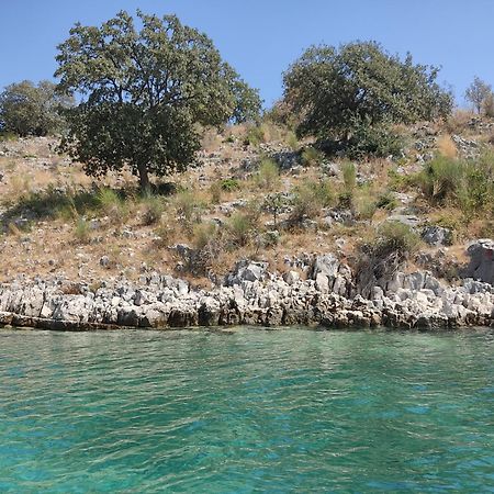 Villa e Olsi Kacupaj Sarandë Esterno foto